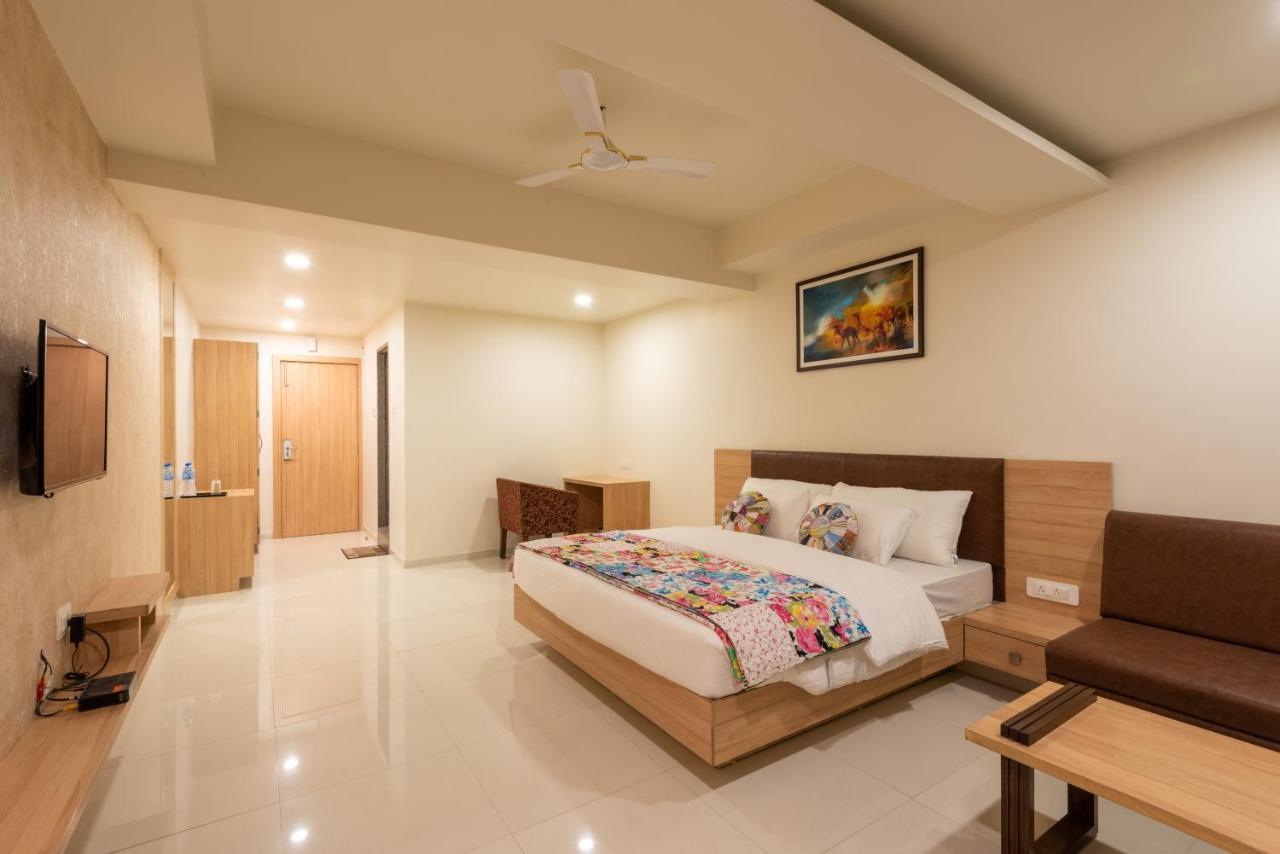Hotel Drishti,Bhopal Exterior photo
